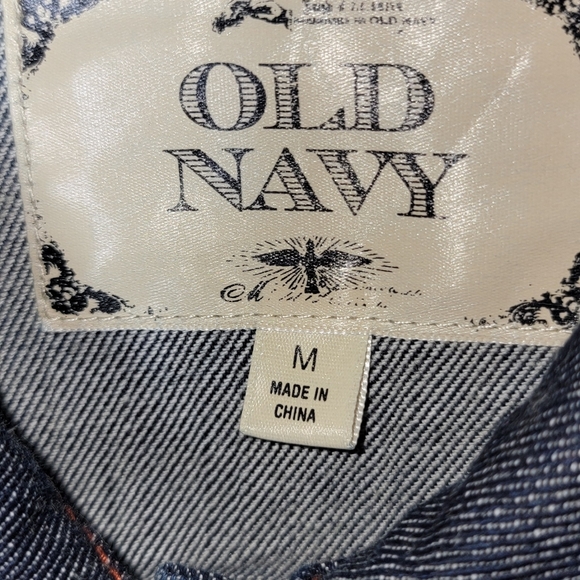 Women's vintage Old Navy brand jean jacket - Picture 2 of 15